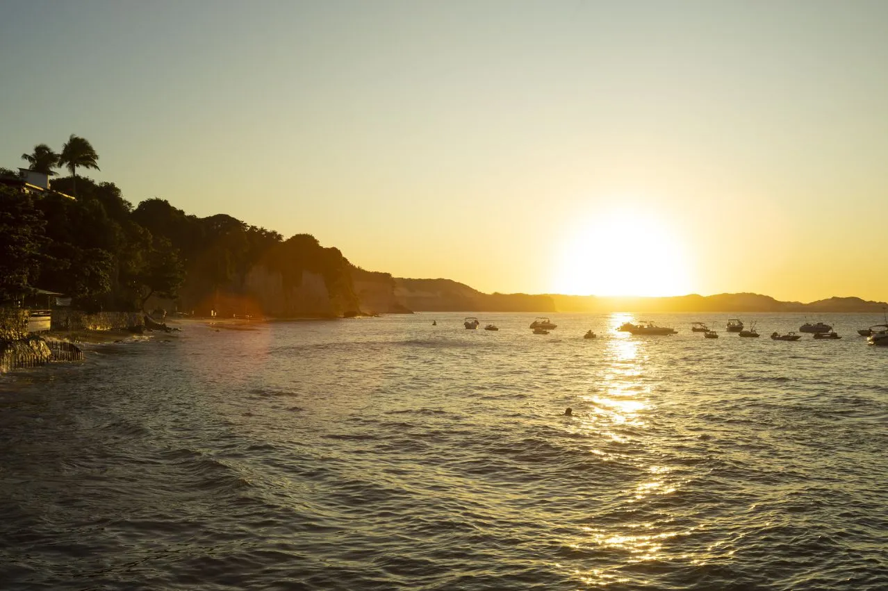 Férias de verão: praia é destino preferido de turistas para relaxar